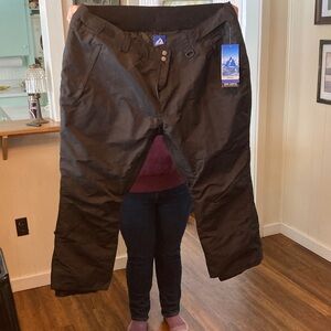 Black Insulated Snow Pants